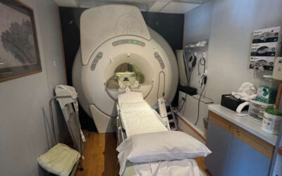 GE Signa HDxt 23X Mobile MRI 1.5T — 8 Channel